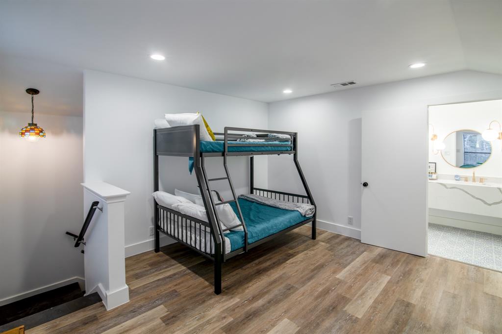 11018 Southwest Oaks BLVD # A