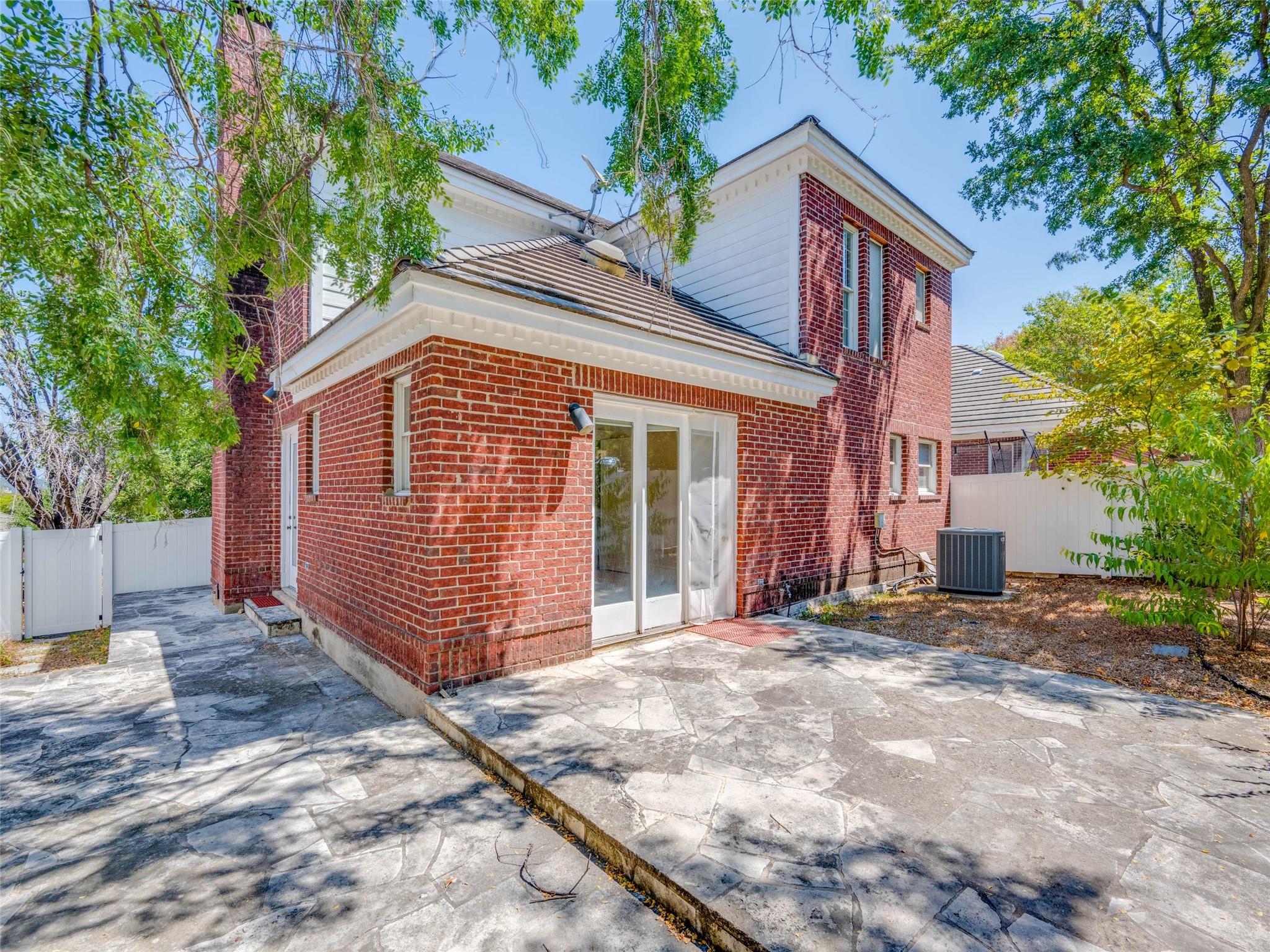 4010 Long Champ DR # 23