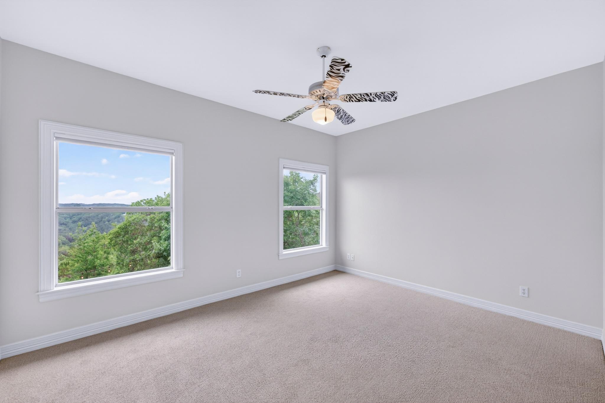 804 N Weston LN