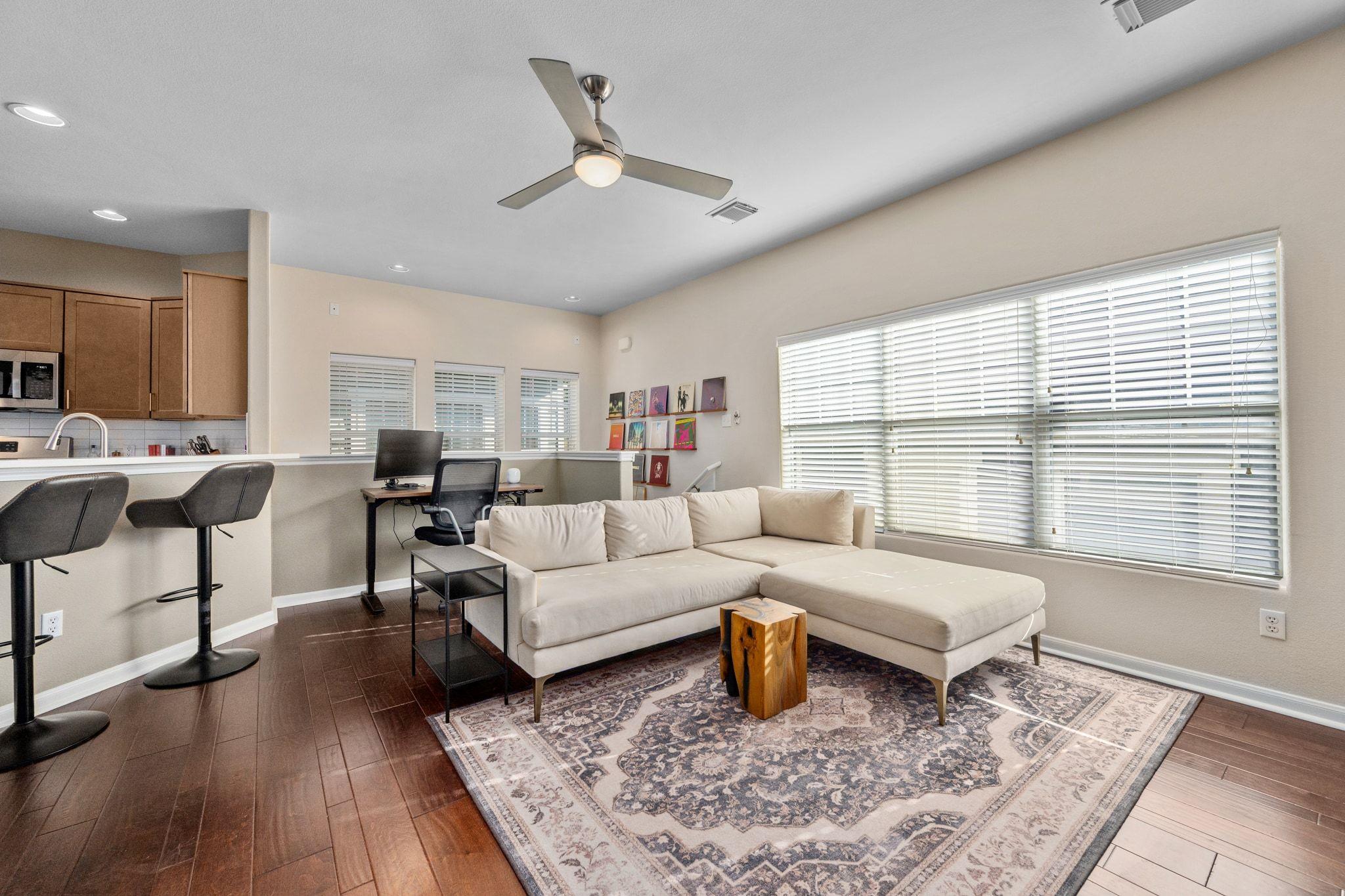 2905 Saville LOOP