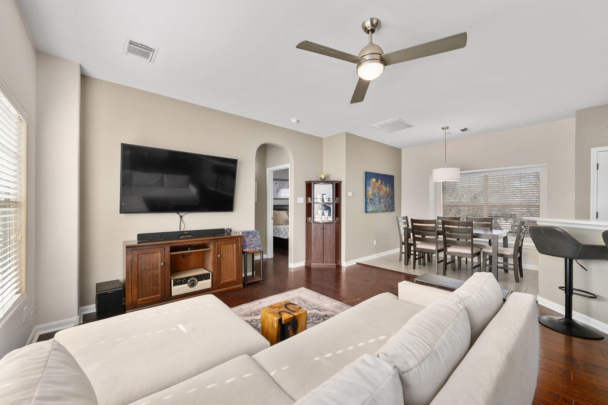 2905 Saville LOOP
