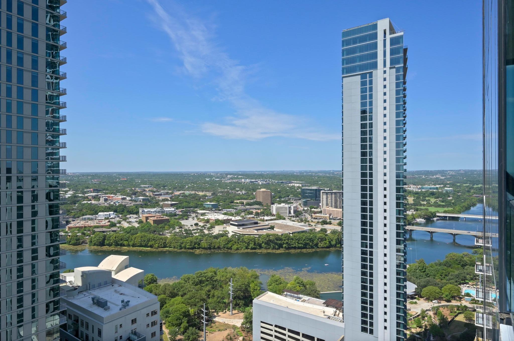 610 Davis ST # 3302