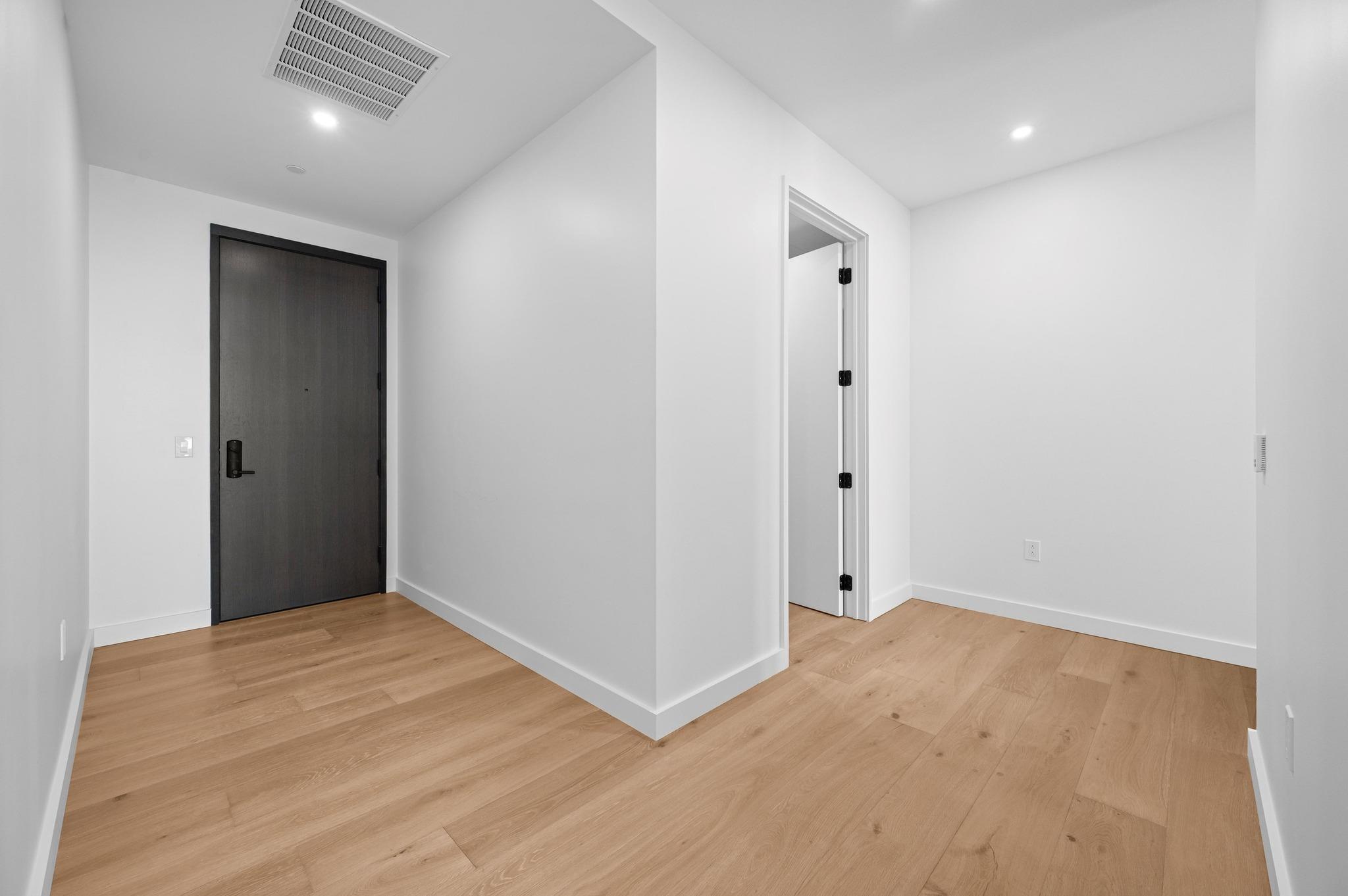 610 Davis ST # 3302