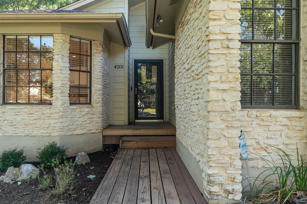 4201 Steve Scarbrough DR