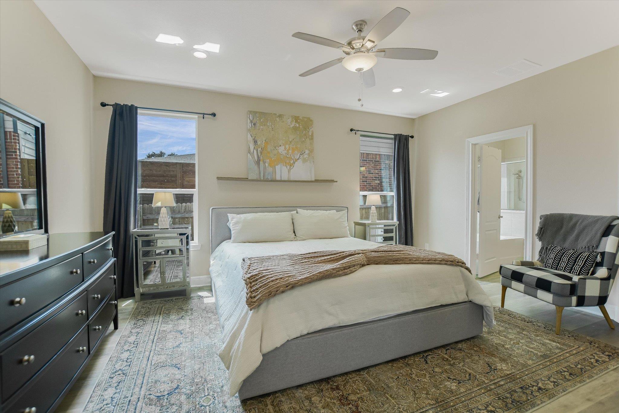 920 Crown Anchor BND