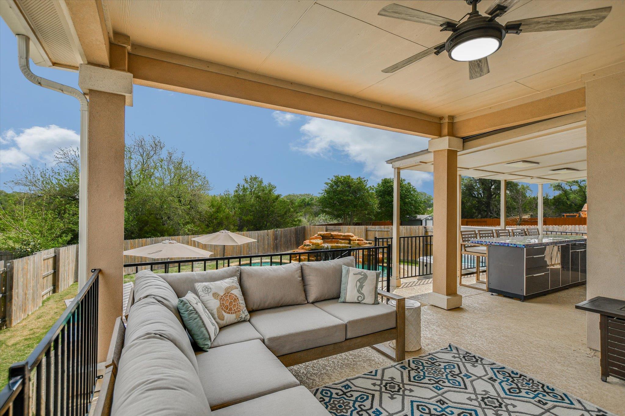 920 Crown Anchor BND