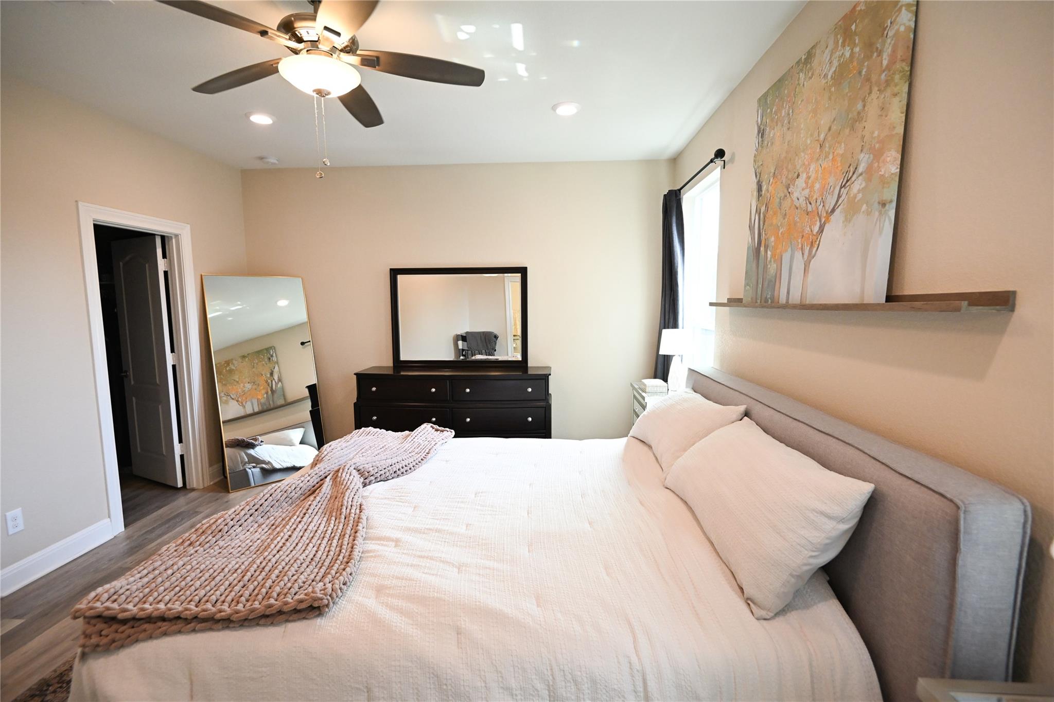 920 Crown Anchor BND