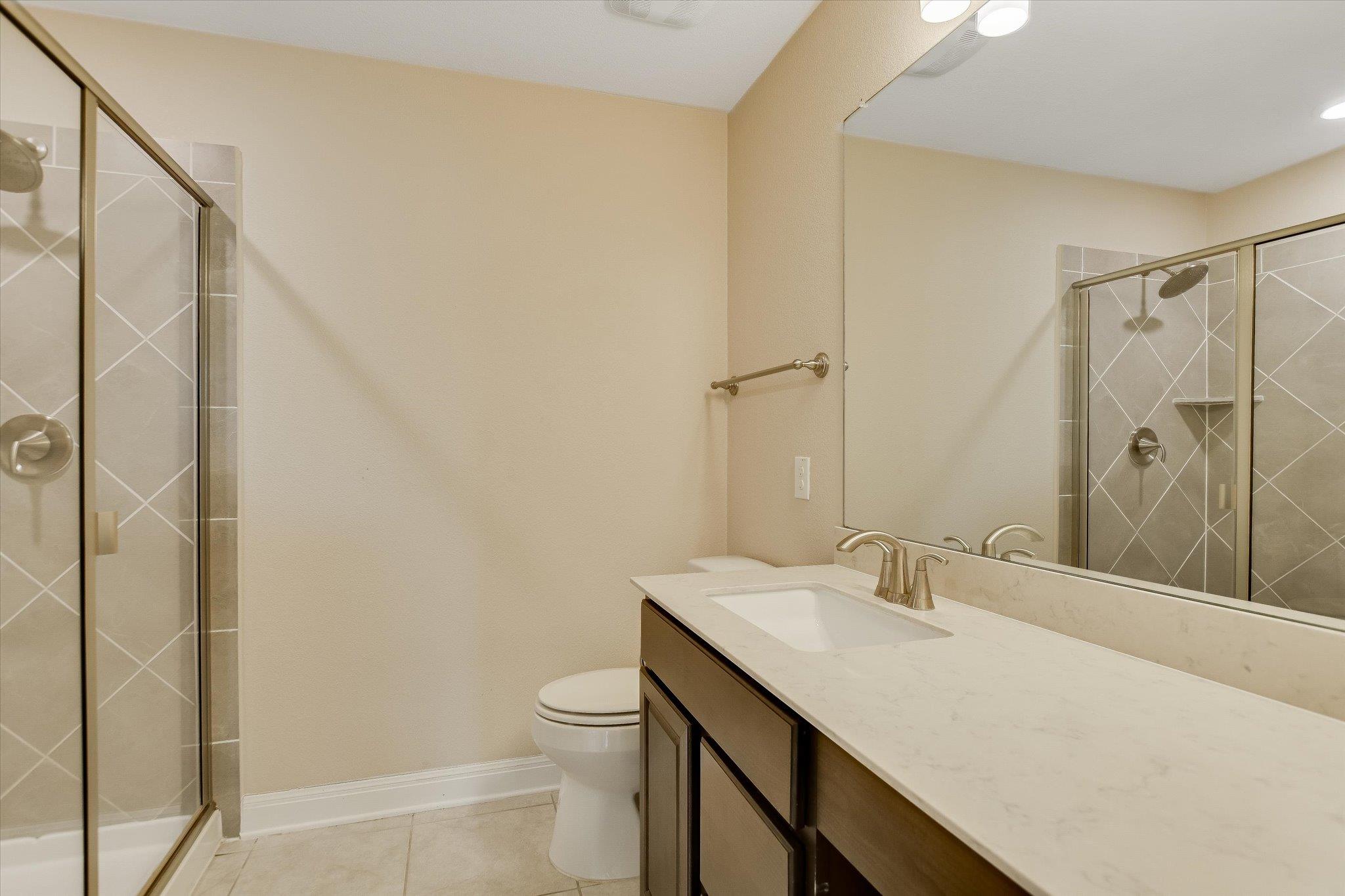 920 Crown Anchor BND