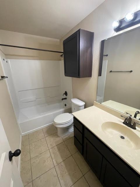 118 Creekside Villa DR