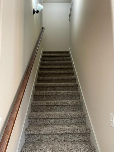 118 Creekside Villa DR