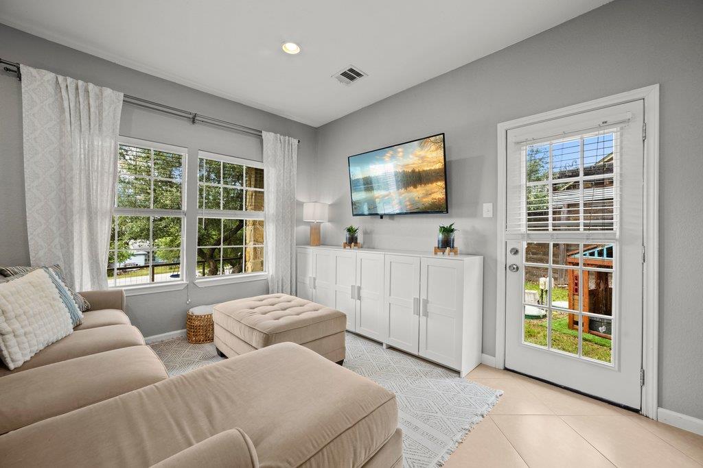 10604 Lake Beach DR