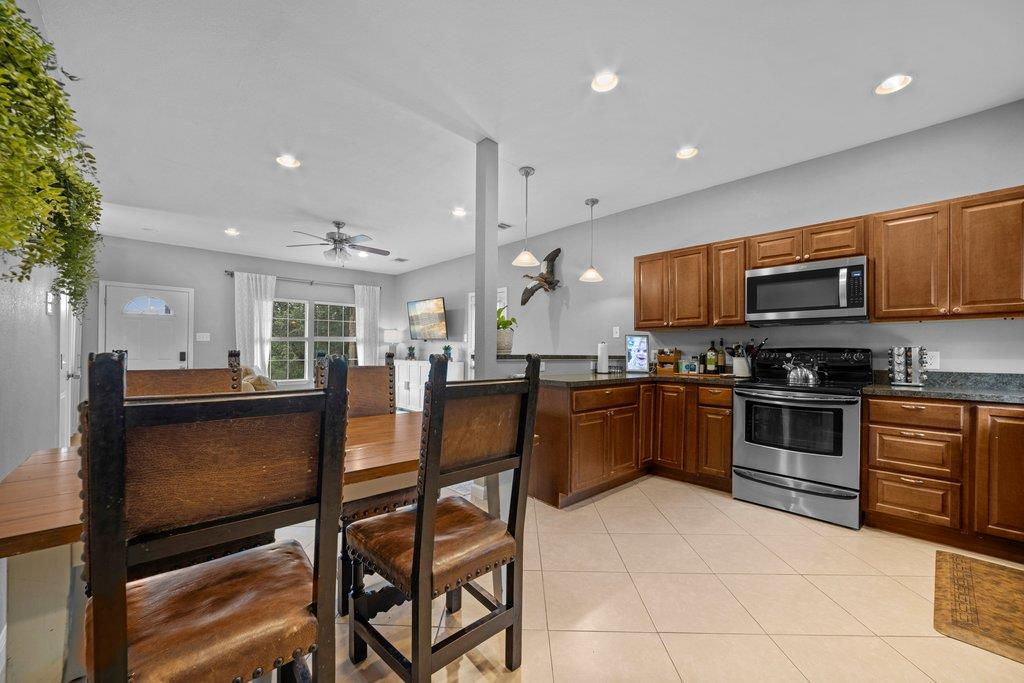 10604 Lake Beach DR