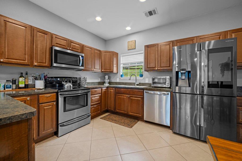10604 Lake Beach DR
