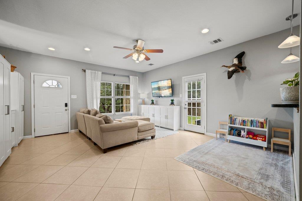 10604 Lake Beach DR