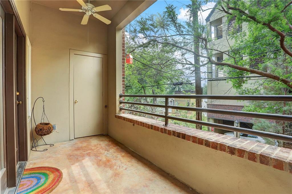 1201 Castle Hill ST # 102