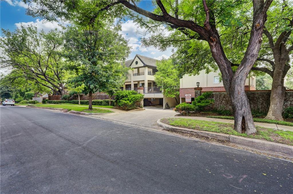 1201 Castle Hill ST # 102