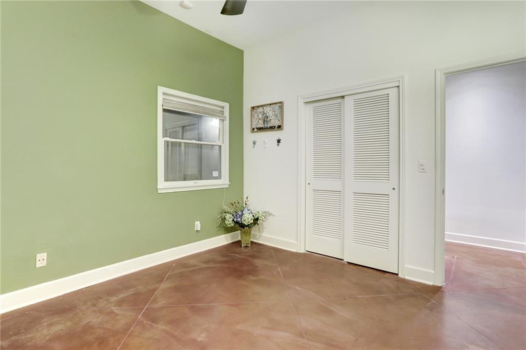 1201 Castle Hill ST # 102