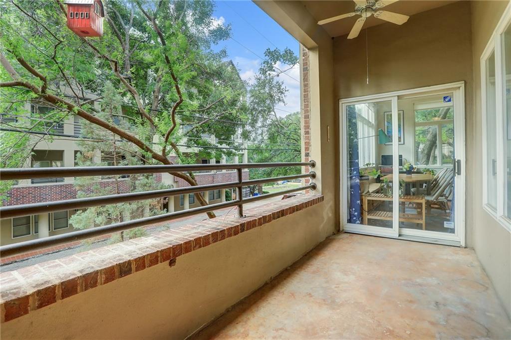 1201 Castle Hill ST # 102