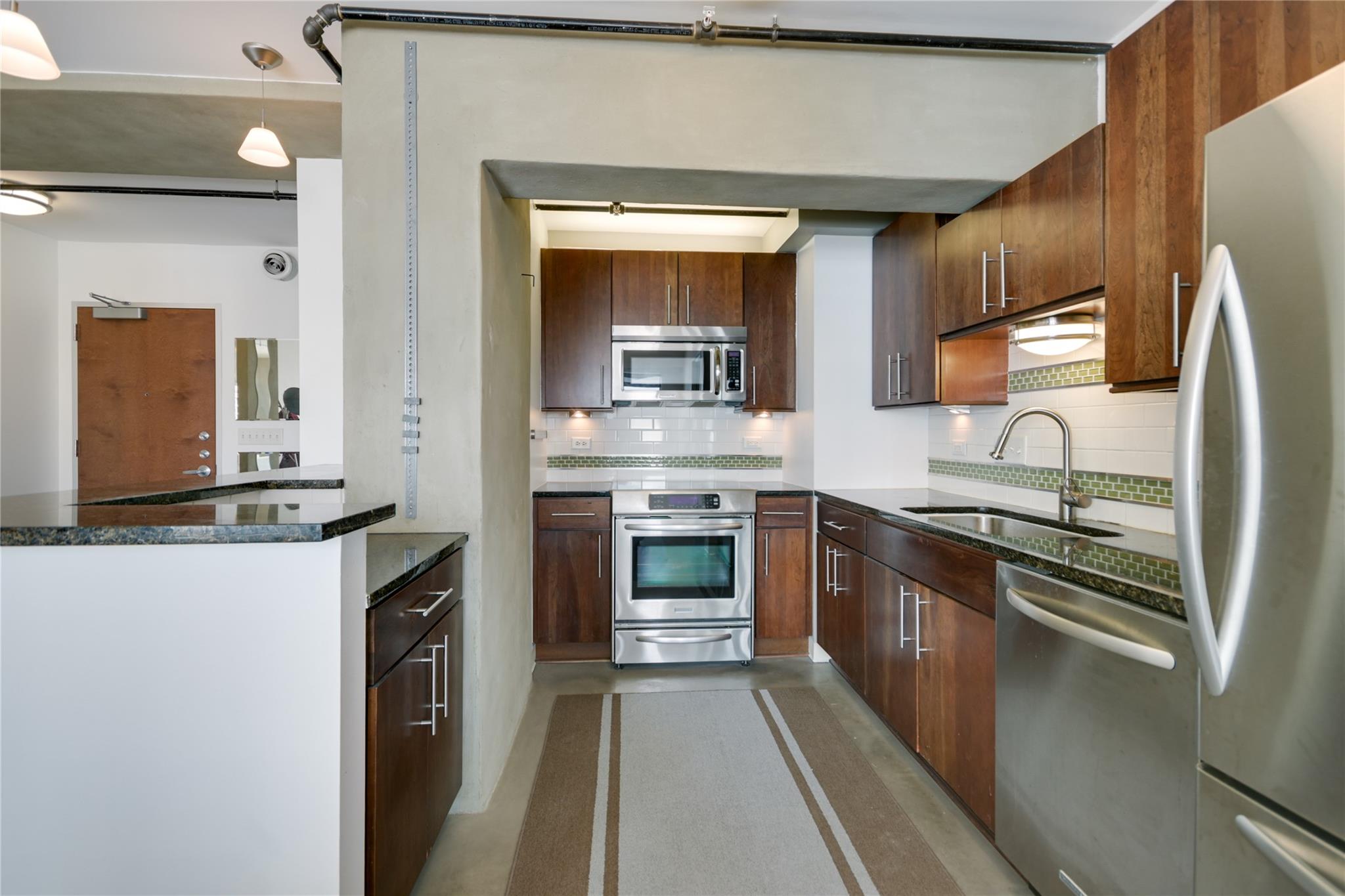 800 Brazos ST # 1009