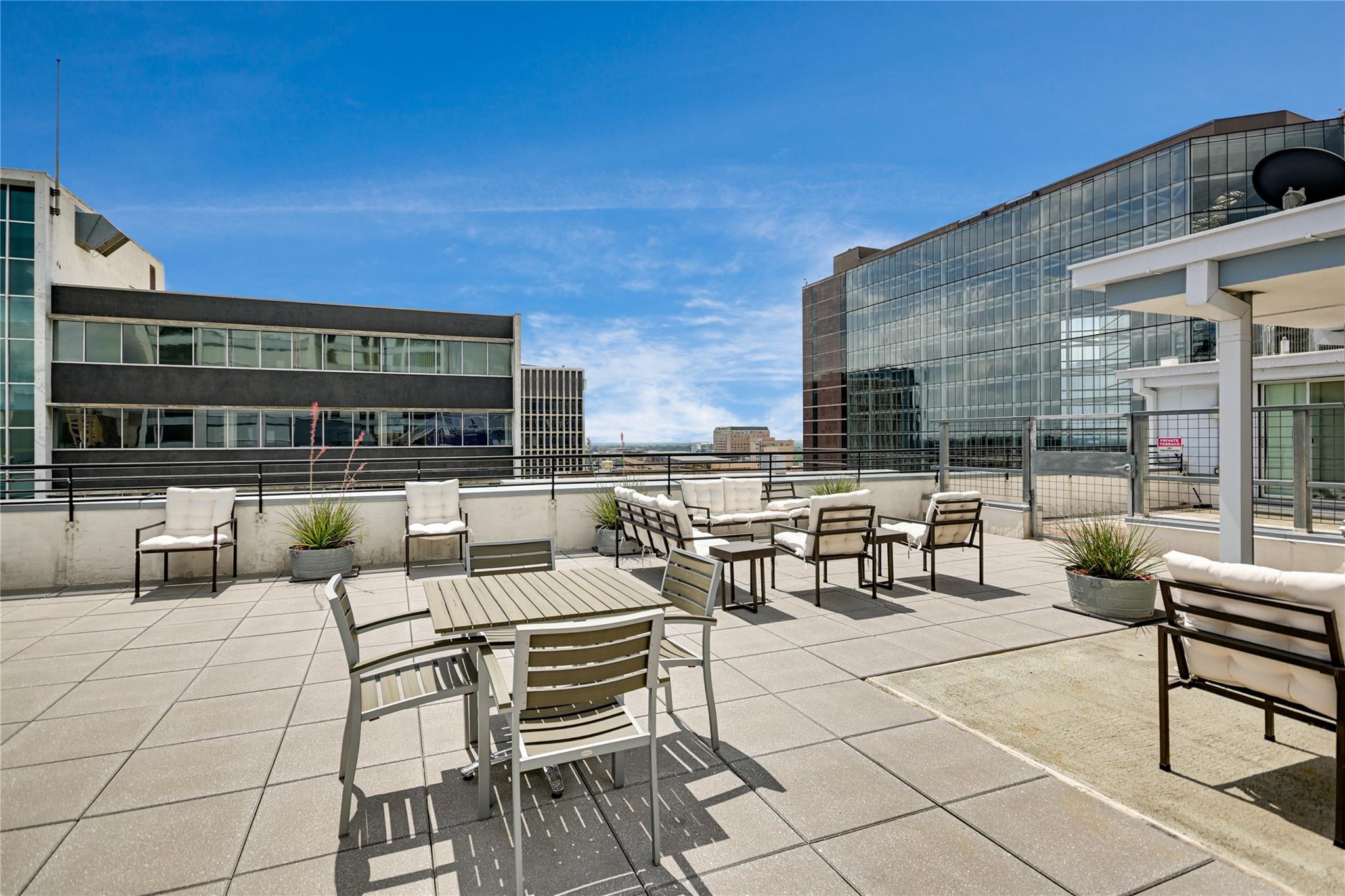 800 Brazos ST # 1009