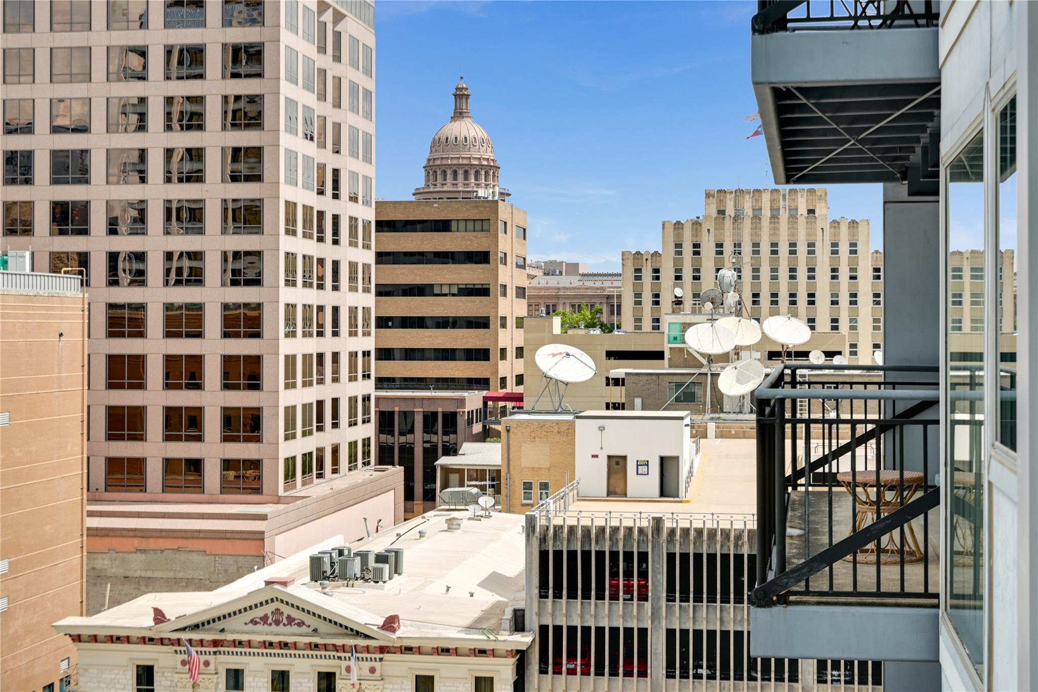 800 Brazos ST # 1009