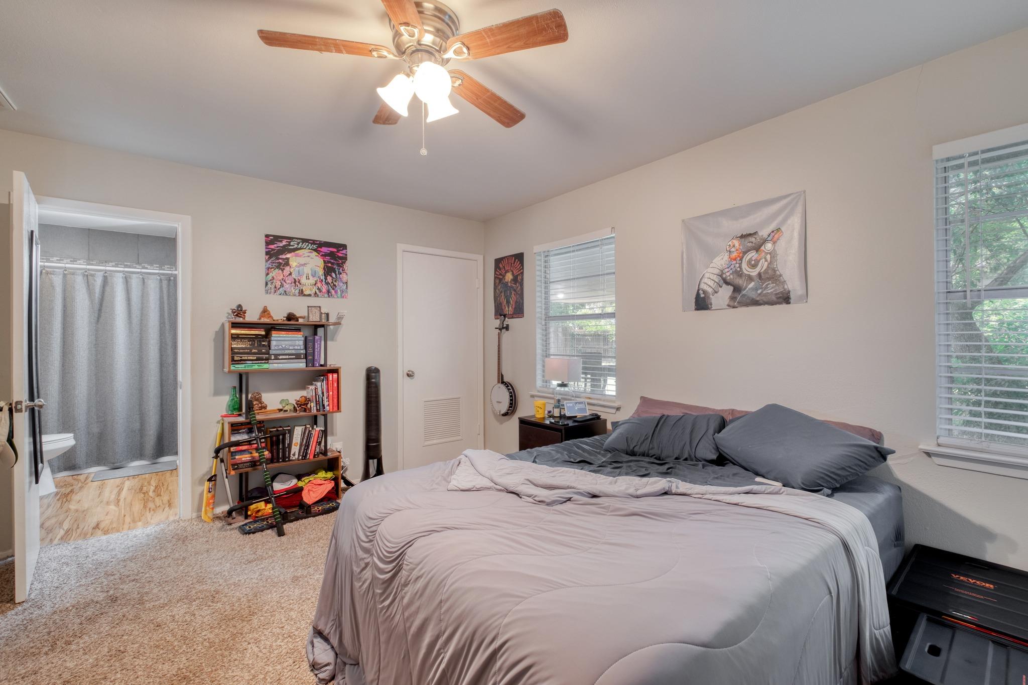 3006 Maplelawn CIR