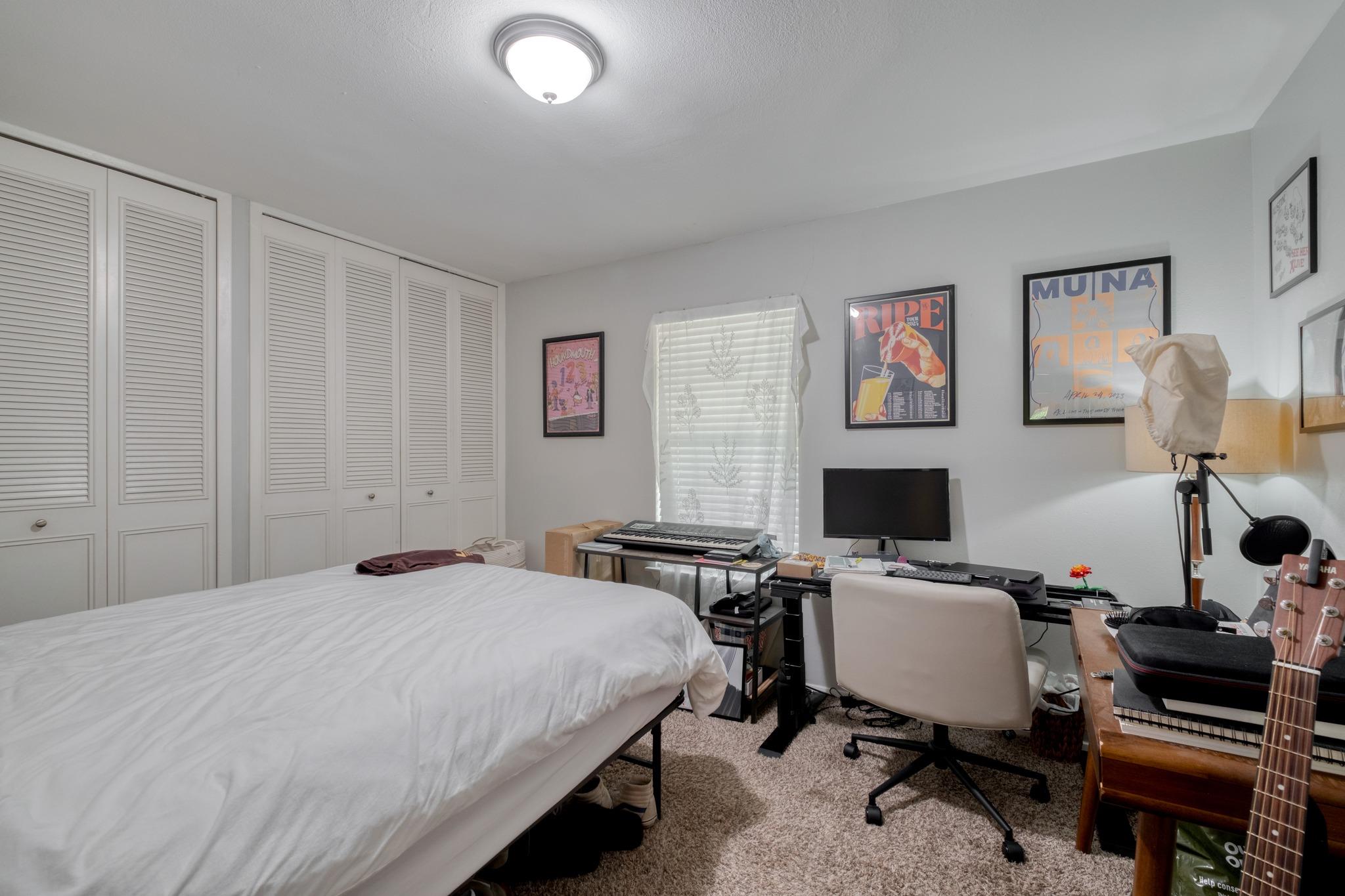 3006 Maplelawn CIR