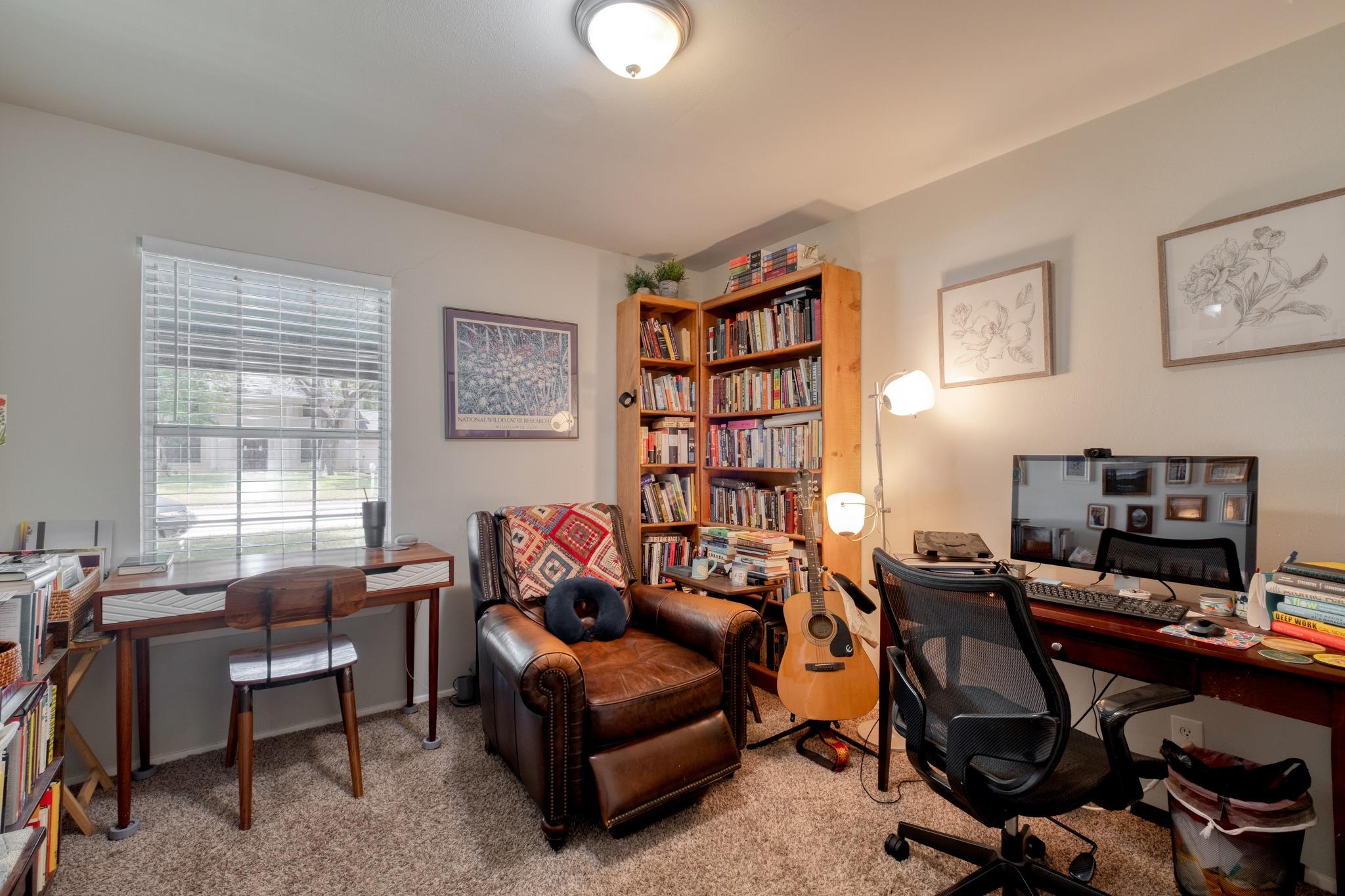 3006 Maplelawn CIR