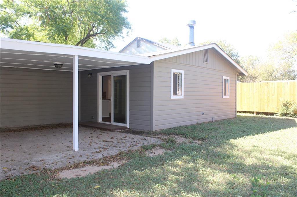 3006 Maplelawn CIR