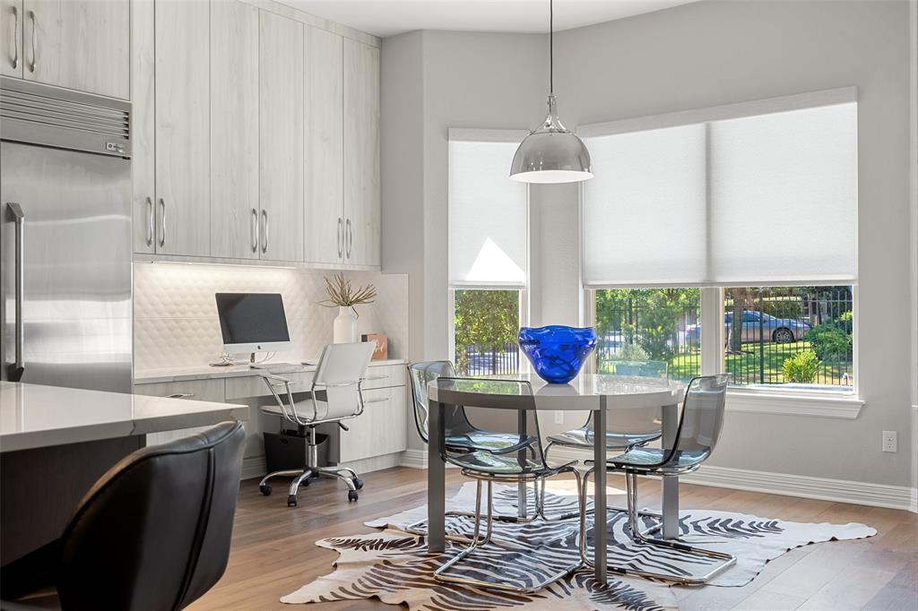 9301 Travertine CV