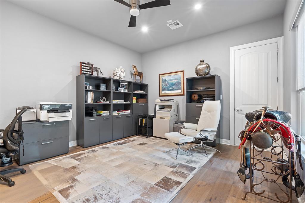 9301 Travertine CV