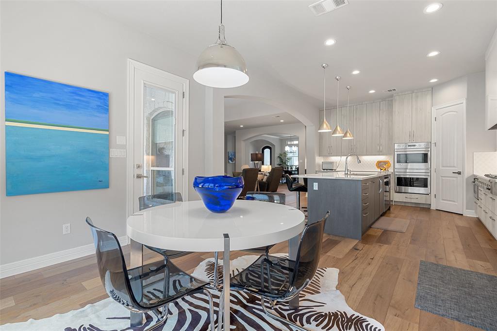 9301 Travertine CV