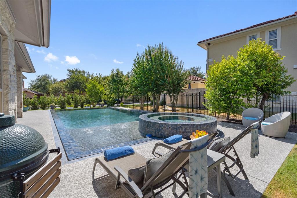 9301 Travertine CV