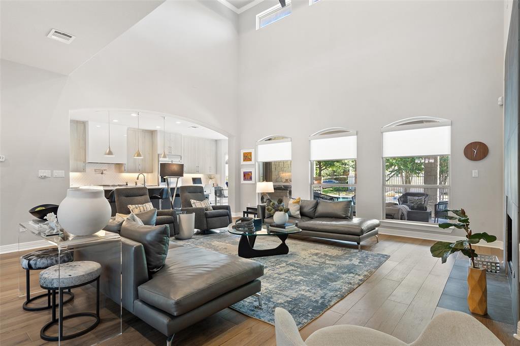 9301 Travertine CV
