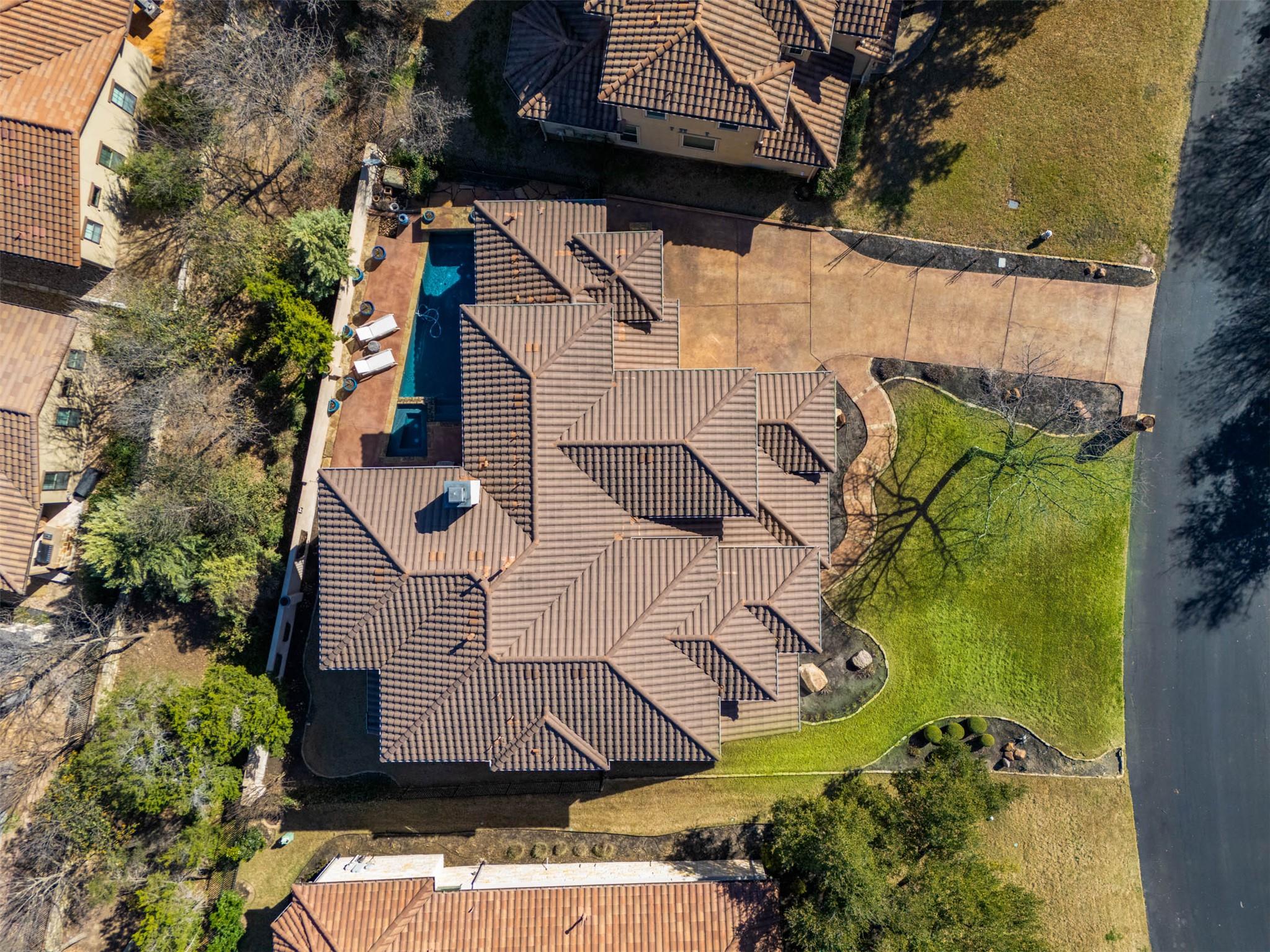 11 Hightrail WAY