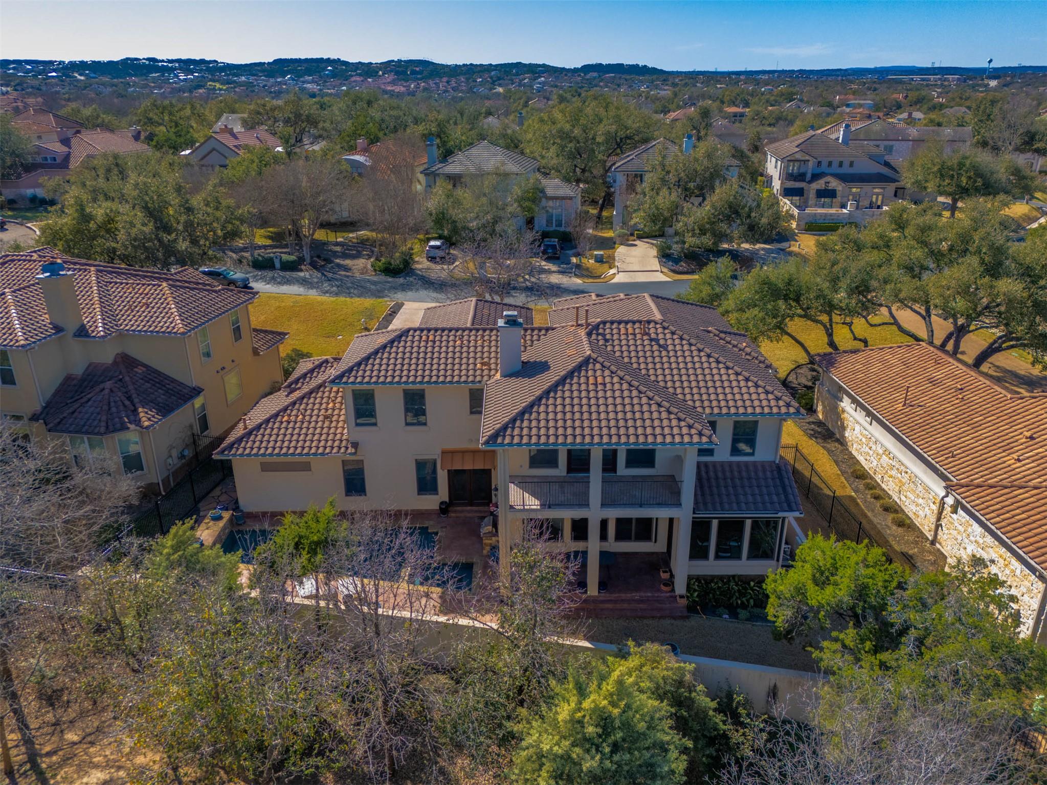 11 Hightrail WAY