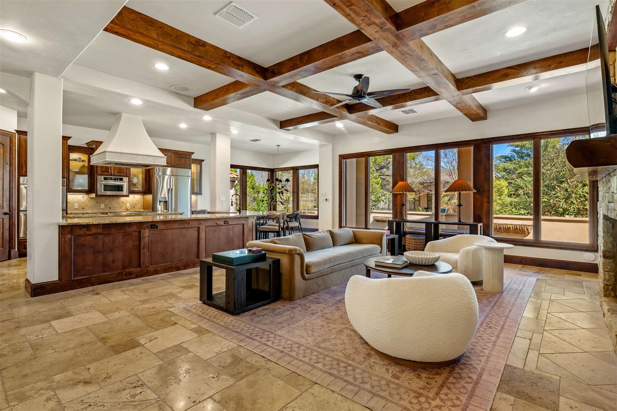 11 Hightrail WAY