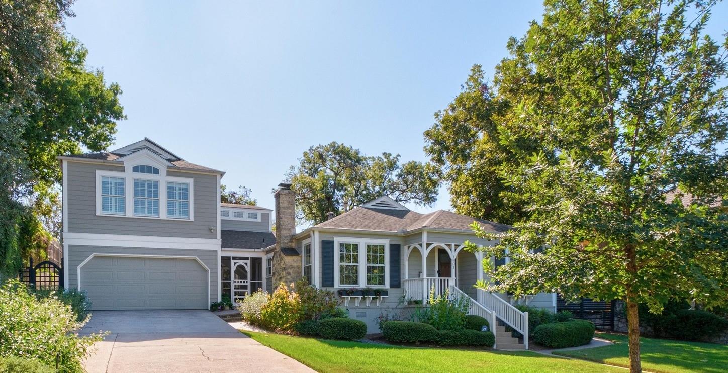 1901 Travis Heights BLVD
