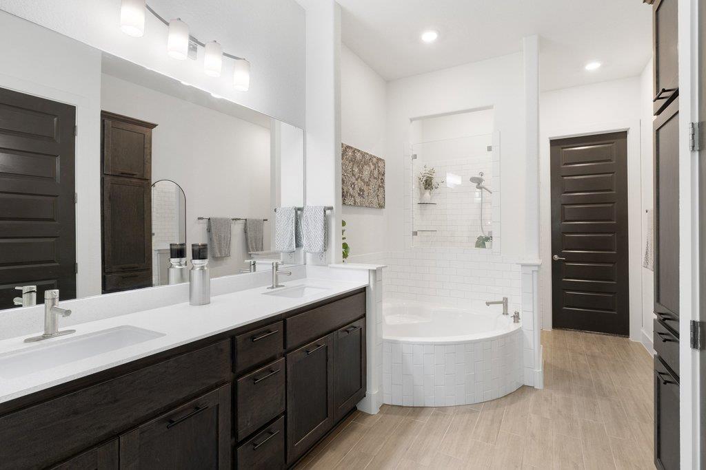 103 Cartwheel BND # 51