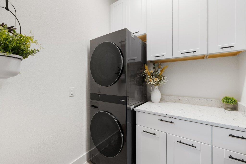 103 Cartwheel BND # 51