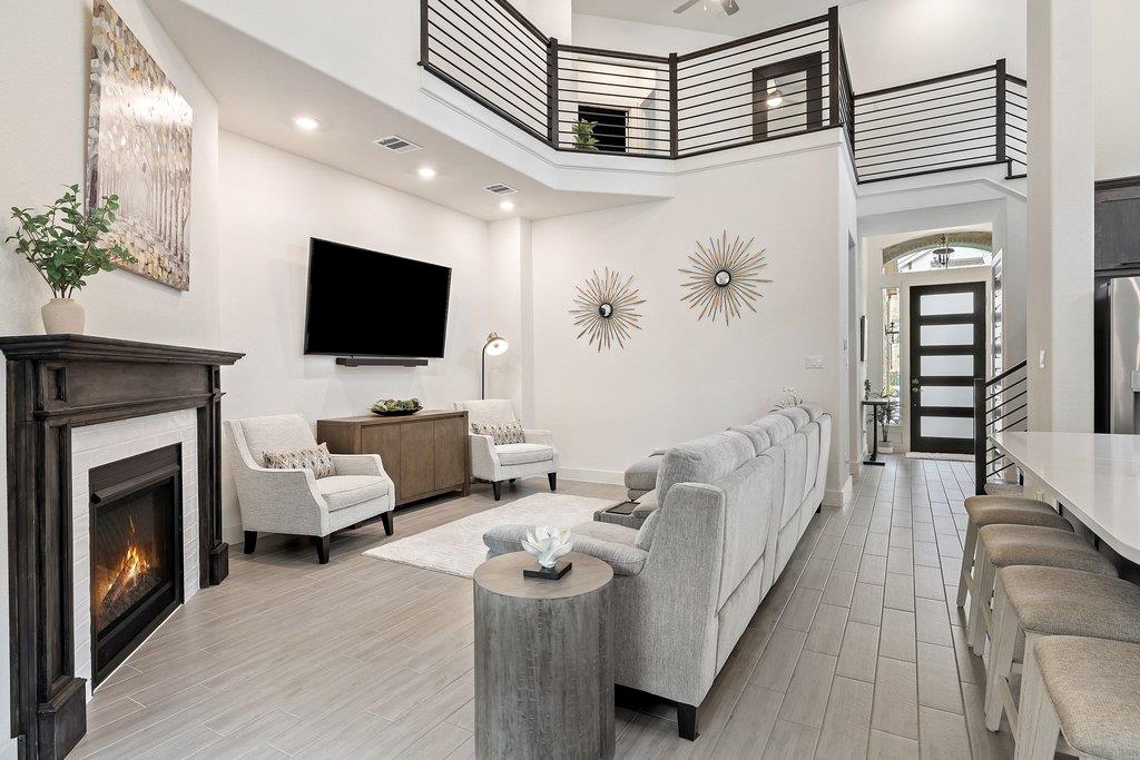 103 Cartwheel BND # 51