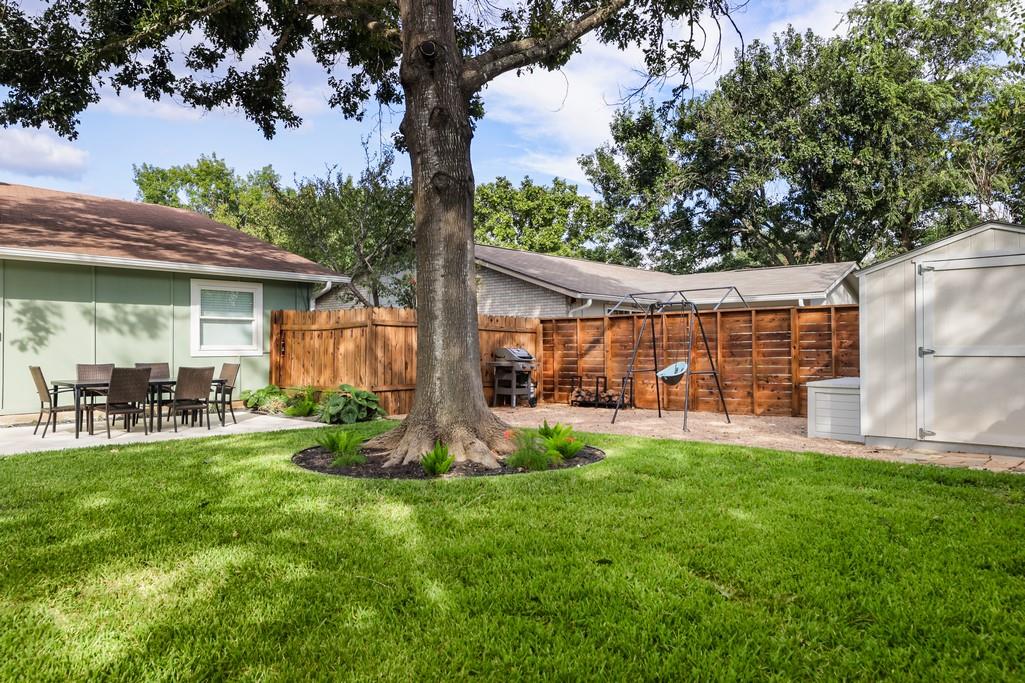 2505 Broken Oak DR