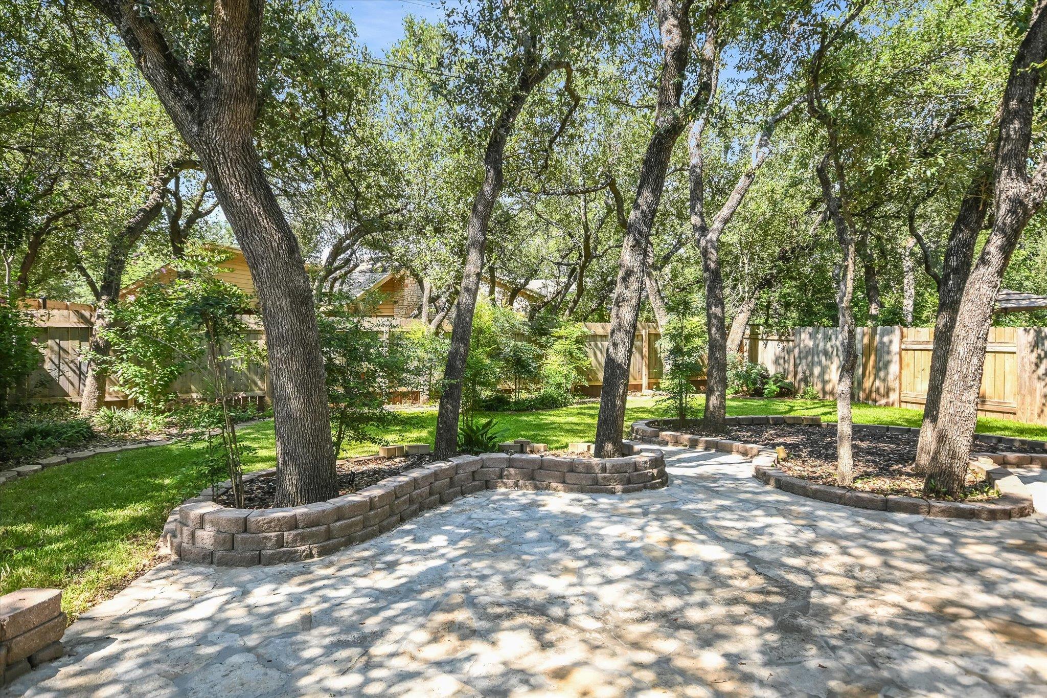 11613 Sweet Basil CT