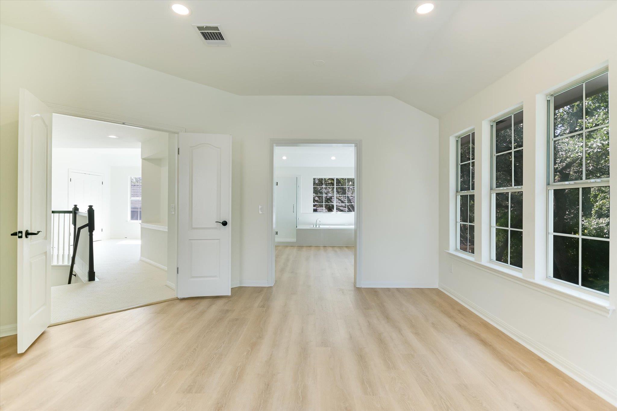 11613 Sweet Basil CT