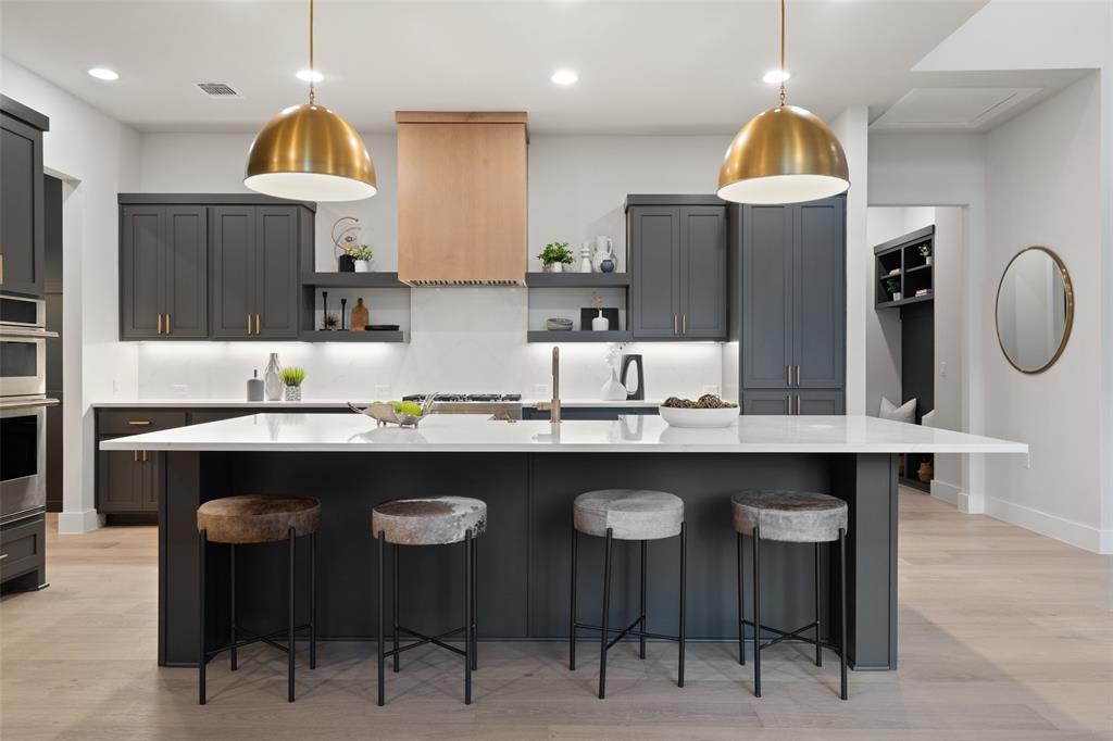 7511 Saint Phillip ST