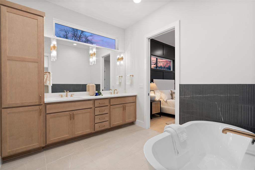 7511 Saint Phillip ST