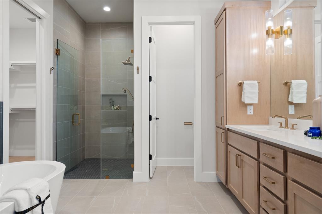 7511 Saint Phillip ST