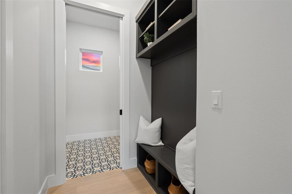 7511 Saint Phillip ST