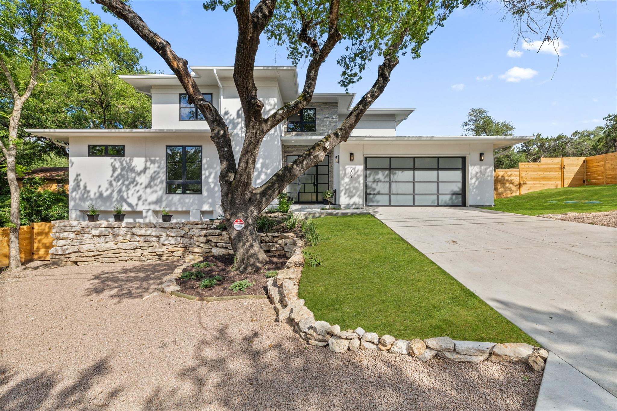 509 Lisa DR