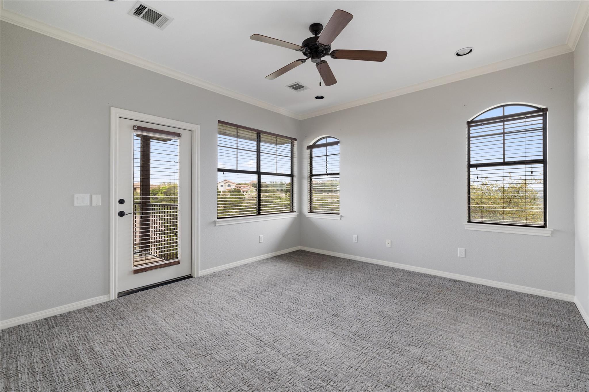 4000 Ranch Road 620 N # 8